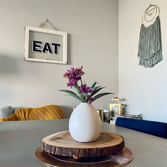 Antique Farm House Window painted “EAT” - Picture 1 of 5